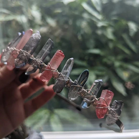 Unique crystal crown - Picture 3 of 4